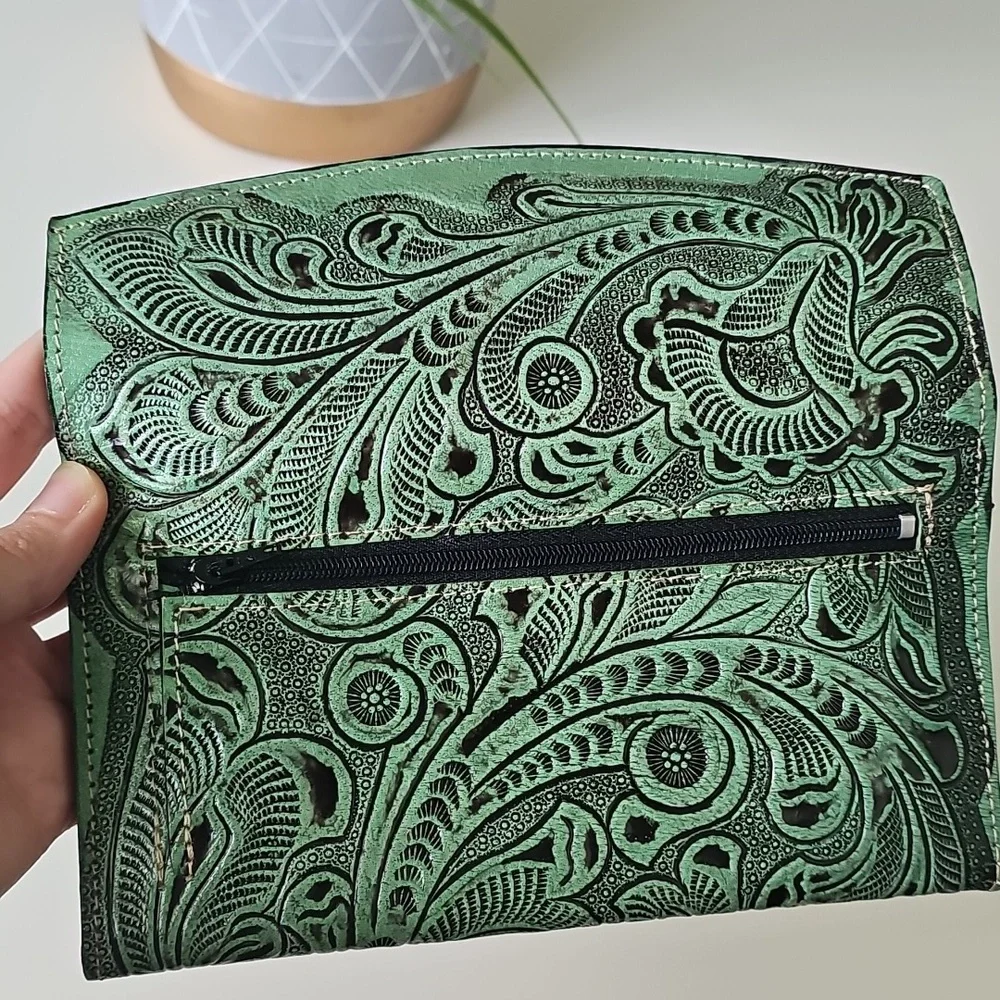 NWOT Mint Green Embossed Handtooled Western Style Floral Wallet